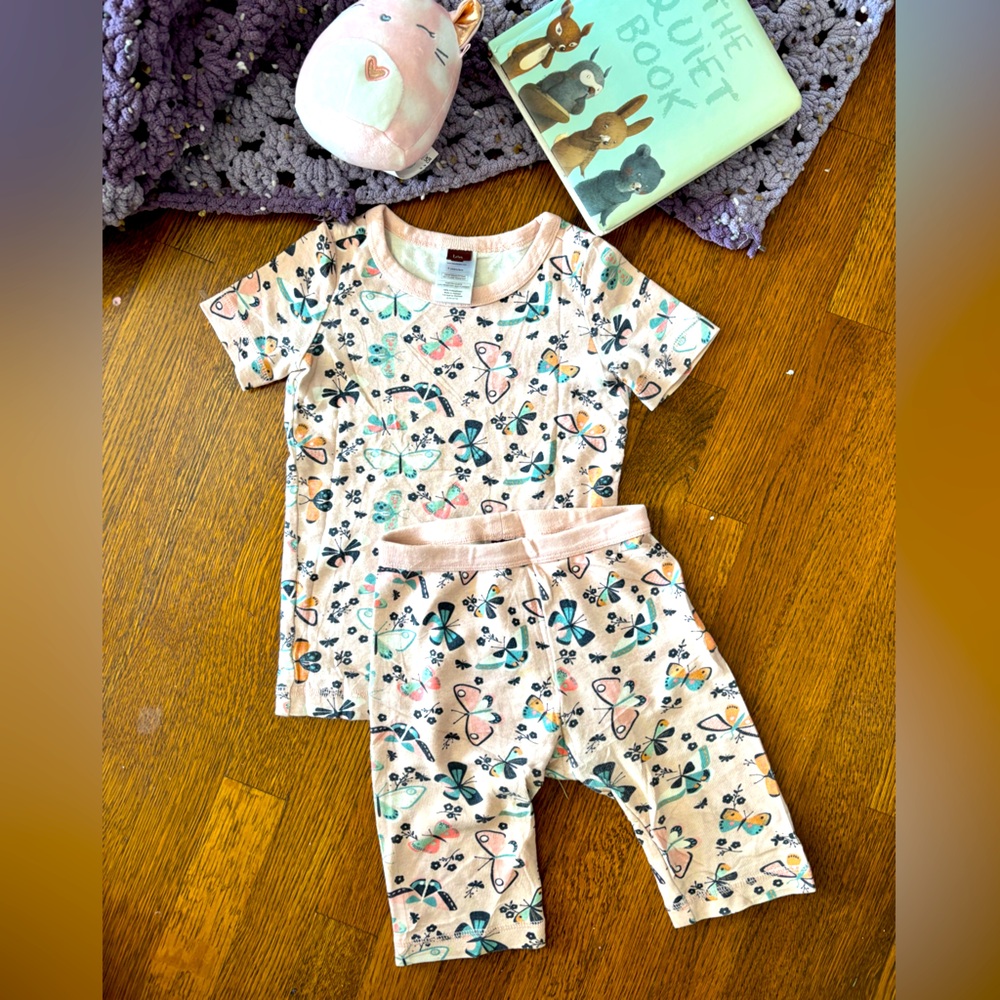 GUC TEA COLLECTION girls size 6 Italy summer pyjama shorties in butterfly print
